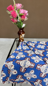 Tela de Algodón con Estampado a Mano Mughal Azul: Textil Indio Azul Real, por Yarda - Product Image 4