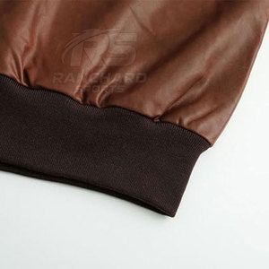 แจ็คเก็ตหนังทรงบอมเบอร์ทันสมัย  ใส่ได้ทุกวัน  แจ็คเก็ตหนังทรงบอมเบอร์  นุ่ม สบาย  แฟชั่นคลาสสิก - Product Image 4