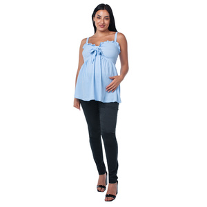 Delicato Top di maternità a righe blu con comode cinghie e fiocco per un Look morbido ed elegante durante la gravidanza - Product Image 4