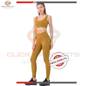 Wholesale 2 Piece Yoga Fitness Gym Clothes <b>Women</b> High Quality Customized Printing Light <b>Weight</b> <b>Women</b> Yoga <b>Set</b> with Custom logo - Product Image 4