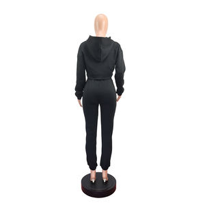 Chándales negros para mujer, Top corto de Color negro, trajes de chándal cómodos/duraderos para niñas, hechos en Pakistán - Product Image 2