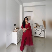 Lüks Pamuklu Etnik Salwar Kameez Ağır İşlemeli Üst Alt Dupatta Takımı Kırışmaz Geri Dönüştürülmüş Malzemelerden Parti ve Günlük Kullanım İçin