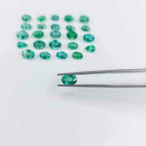 100% Natural de calidad fina 6x4-5x7mm forma de pera ovalada verde vivo esmeralda de Zambia piedras preciosas sueltas para la fabricación de joyas al mejor precio - Product Image 3