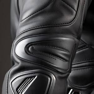 Combinaison de course de moto en cuir unisexe avec panneaux perforés | Respirante et durable pour des sensations fortes à grande vitesse | Ajustement et conception personnalisés - Product Image 3