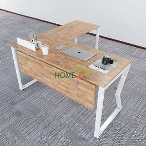 โต๊ะทำงานรูปตัวแอล รุ่น MConcept HBMC017 สไตล์มินิมอลร่วมสมัย ขนาด 140x140 ซม. พร้อมขาเหล็กประกอบสำเร็จ สำหรับใช้ในสำนักงานหรือห้องนอน - Product Image 1