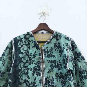 เสื้อแจ็คเก็ตคันธาทำมือจากอินเดีย ขายส่ง เสื้อโค้ทสไตล์ชาติพันธุ์สำหรับผู้หญิง ใส่ได้ทั้งสองด้าน เหมาะสำหรับฤดูหนาว - Product Image 2