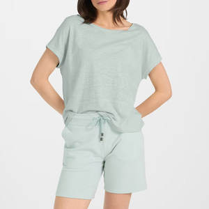 ชุดเสื้อยืดและกางเกงขาสั้นแนวสตรีทแบบลำลองสำหรับสตรีทออกแบบโลโก้ได้ตามที่ต้องการ - Product Image 1