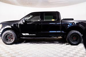 F-150 XLT Saleen Sportruck XR Yellow Label 4x4 2022, V8 suralimenté de 740 ch, kit de rehausse de 2,5 pouces, pneus de 35 pouces - Product Image 3
