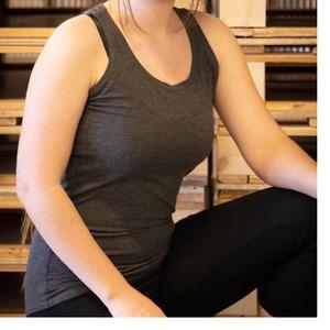 Camiseta sin mangas de LICRA marrón para mujer Top corto de moda con decoración de estampado transpirable Tela de punto de longitud corta de BD - Product Image 5