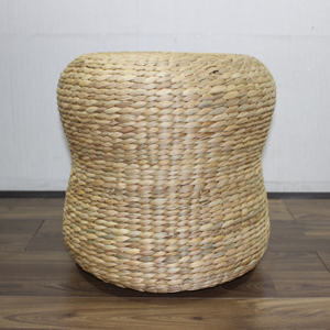 Tabouret rond en matériau naturel écologique Tabourets de bar en jacinthe d'eau tissés à la main avec en usine Artex Dong Thap - Product Image 1