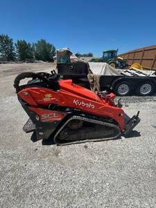 2023 Kubota รถตักตีนตะขาบขนาดเล็กแบบ Stand-On (Skid steer) รถตักขนาดเล็กพร้อมปั๊มเครื่องยนต์ส่วนประกอบหลักของมอเตอร์ - Product Image 3