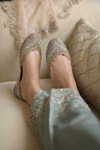 <b>Women's</b> Shoes <b>Slippers</b> Slides <b>Slippers</b> Casual Indoor Wear Solid Color Khussa Embroidered Khussa <b>Women</b> Pakistani - Product Image 3