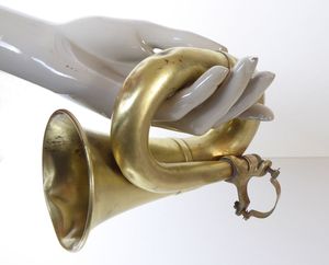 Klaxon de taxi en laiton avec son extra fort idéal pour les accessoires de théâtre de spectacles de voitures classiques et les restaurations de véhicules anciens - Product Image 5