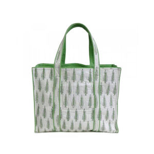 Sac fourre-tout imprimé dernier modèle en coton doux rembourré matelassé sac de soirée en polyester à bas prix - Product Image 3