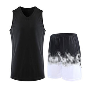 Conjunto de Uniforme de Baloncesto de Verano para Hombre con Pantalones Cortos y Camiseta Personalizados, Transpirable, 100% Poliéster para Equipos Activos y Sesiones de Entrenamiento - Product Image 4