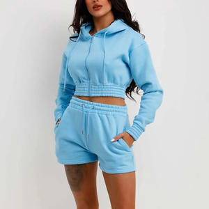 Ensemble sweat à capuche et short à la mode pour femmes avec impression de logo personnalisé tenue deux pièces confortable pour l'entraînement et l'usure quotidienne - Product Image 4