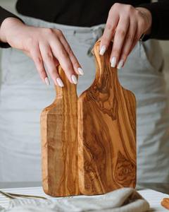 Planche à découper en bois minimaliste - Ustensiles de cuisine, passe au lave-vaisselle, épaisseur de 1,5 cm, surface lisse pour une cuisine moderne - Product Image 3