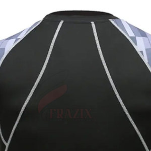 เสื้อแรชการ์ด MMA สำหรับผู้ชายเสื้อแรชการ์ดแบบซับลิเมชันพิมพ์ลายสีทึบออกแบบได้ตามต้องการ - Product Image 5