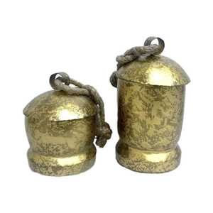 Portavelas de Metal Rústico al por Mayor, con Parte Superior Curva en Forma de Campana y Base Biselada, Recipiente Decorativo de Estaño para Velas, Personalizado al por Mayor en Acero Inoxidable - Product Image 1