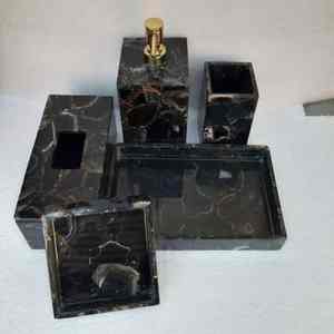 Ensemble de salle de bain en résine de luxe organisateur de vanité élégant porte-savon porte-brosse à dents plateau de gobelet décor de salle de bain moderne - Product Image 3