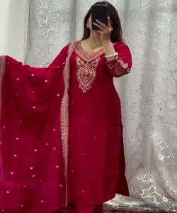 Ventes en gros en ligne Robes en lin pour femmes Anti-statique Vintage Casual Élégant Sexy Ensemble trois pièces Mode indienne pakistanaise - Product Image 2