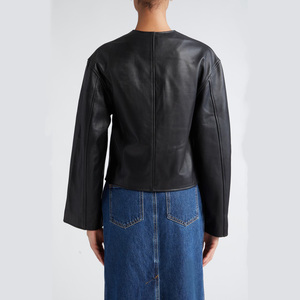 สินค้าใหม่ที่กําหนดเองฤดูหนาวตัดสุภาพสตรีอัญมณีคอกระเป๋า welt กระเป๋าแจ็คเก็ตหนังที่เรียบง่ายทําจากหนังเรียบ - Product Image 2