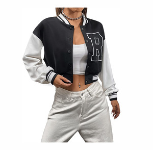 Veste universitaire courte pour femmes personnalisé court laine Bomber Baseball vestes manteau de mode pour la saison d'hiver XS taille tissu tricoté - Product Image 3