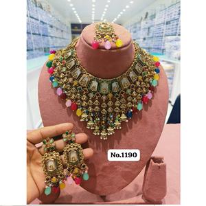 Ensemble de collier de mariée pakistanais fabriqué à la main de haute qualité pour les bijoux de mariage et de fiançailles disponibles au prix de gros - Product Image 2