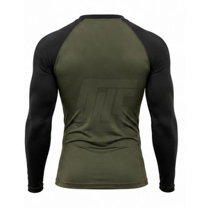 T-shirt de compression à manches longues pour homme, personnalisable par sublimation, pour le fitness, la course à pied, la gym et l'entraînement. - Product Image 4