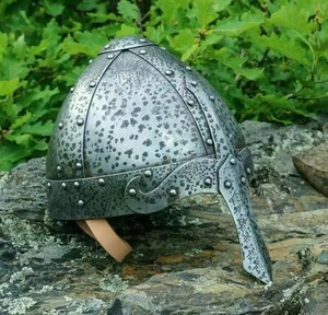 Casque de Viking médiéval précoce Costume casque grec portable fait à la main couteaux en acier à haute teneur en carbone personnalisable bricolage qualité OEM - Product Image 2