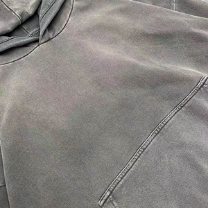 Survêtement décontracté personnalisé de haute qualité Conception à capuche en vrac Poignets côtelés Ourlet 100% coton Coutures durables et lourdes pour une longue durée - Product Image 2