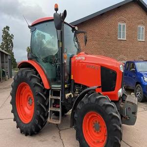 Tracteur d'occasion KUBOTA M7060HDC12 70 CV 4RM avec chargeur frontal, équipement agricole de qualité supérieure, livraison rapide, roulement de moteur premium - Product Image 5