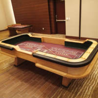 Table de craps lourde de haute qualité pour l'utilisation de casino Logo personnalisable Feutre Design Motif Couleurs Table de jeu Mahjong haut de gamme