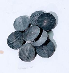 Boutons en corne de buffle faits à la main pour vêtements traditionnels et ethniques Boutons en corne foncée de luxe pour manteaux et vêtements d'extérieur de créateurs - Product Image 2