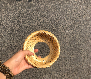 ขาตั้งสามขาไม้ไผ่ทำมือแผ่นความร้อนที่ยั่งยืนและเป็นมิตรกับสิ่งแวดล้อมจากเวียดนามสำหรับหม้อร้อนและจานโดย Viet Fargimex - Product Image 2