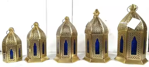 Lanterne décorative au design antique en métal lanterne en fer fournitures d'hôtel décor à la maison lanterne suspendue par décor impex - Product Image 2