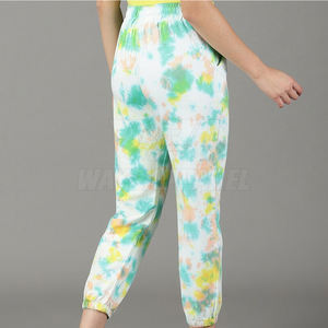 กางเกงสเวตเตอร์ผู้หญิงที่มีผิวเทอร์รี่เรียบและกางเกงสเวตเตอร์ทรงสลิมฟิต - Product Image 5