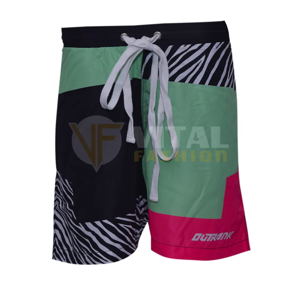 Logo personnalisé pour homme Short de bain à impression numérique pour homme 100% polyester Maillot de bain à séchage rapide pour homme Short de bain disponible en vrac