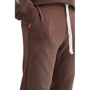 กางเกงจ็อกเกอร์ผู้ชาย ดีไซน์ล่าสุด แฟชั่นพิมพ์ลาย มีเชือกผูก กระเป๋าสองช่อง ผ้าแคนวาส 280 GSM ใส่สบาย สไตล์ลำลองสำหรับฤดูใบไม้ร่วง รับสกรีนโลโก้ - Product Image 4