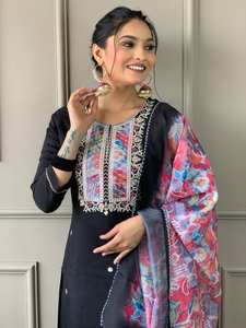 Lanzamiento del nuevo diseñador Party Wear Look Top Dhoti Salwar y DupattaFabric Detalle Top Fabric Heavy Fandy Crush - Product Image 6