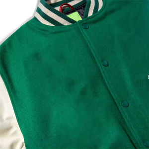 Veste bomber coupe-vent streetwear d'hiver personnalisée pour hommes, laine/polyester, logo brodé avec positions de logo personnalisées, vestes pour hommes - Product Image 3