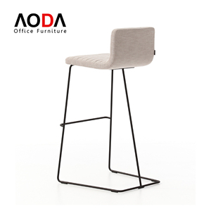 Offre spéciale tabouret de bar haut avec dossier et pieds en métal chaises de bar pour <span class=keywords><strong>cuisine</strong></span> Lsland tabourets de bar chaise de comptoir Sillas Oficina - Product Image 4