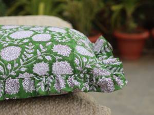 Housse de coussin en coton à volants, 18x18, imprimé à la main, motif floral, décorative - Product Image 4