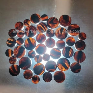 Boutons en corne de buffle d'eau de couleur naturelle polie pour les projets d'artisanat et de couture de bricolage - Product Image 1