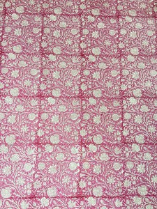 Mantel Jaipur de algodón con estampado de bloque indio hecho a mano con patrón Floral de lujo cuadrado Granada rosa de 8 plazas con servilletas - Product Image 2