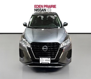 Nissan Kicks S FWD 2024 d'occasion, 1000% propre - Product Image 2