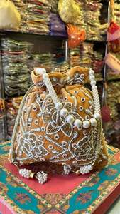 Handmade Gift Party Bags <b>Wrist</b> Handbag Coin Potli Bags Indian Handmade Lotus Embroidery Ethnic Wedding <b>Women</b> Bags - Product Image 3