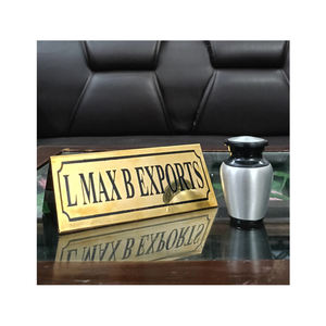 Expertos en venta de urna de cremación de recuerdo de aluminio/latón de estilo europeo/americano, suministros funerarios, urnas para cenizas conmemorativas - Product Image 1