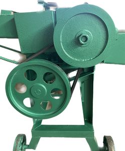 丈夫で耐久性のあるコンポーネントを備えた頑丈なウッドチッパーグラスシュレッダーコーンチョッパーマシン