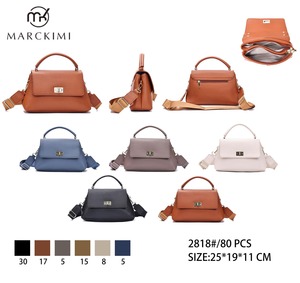 Borsa a Tracolla e Borsetta in Pelle per Donne - Product Image 1